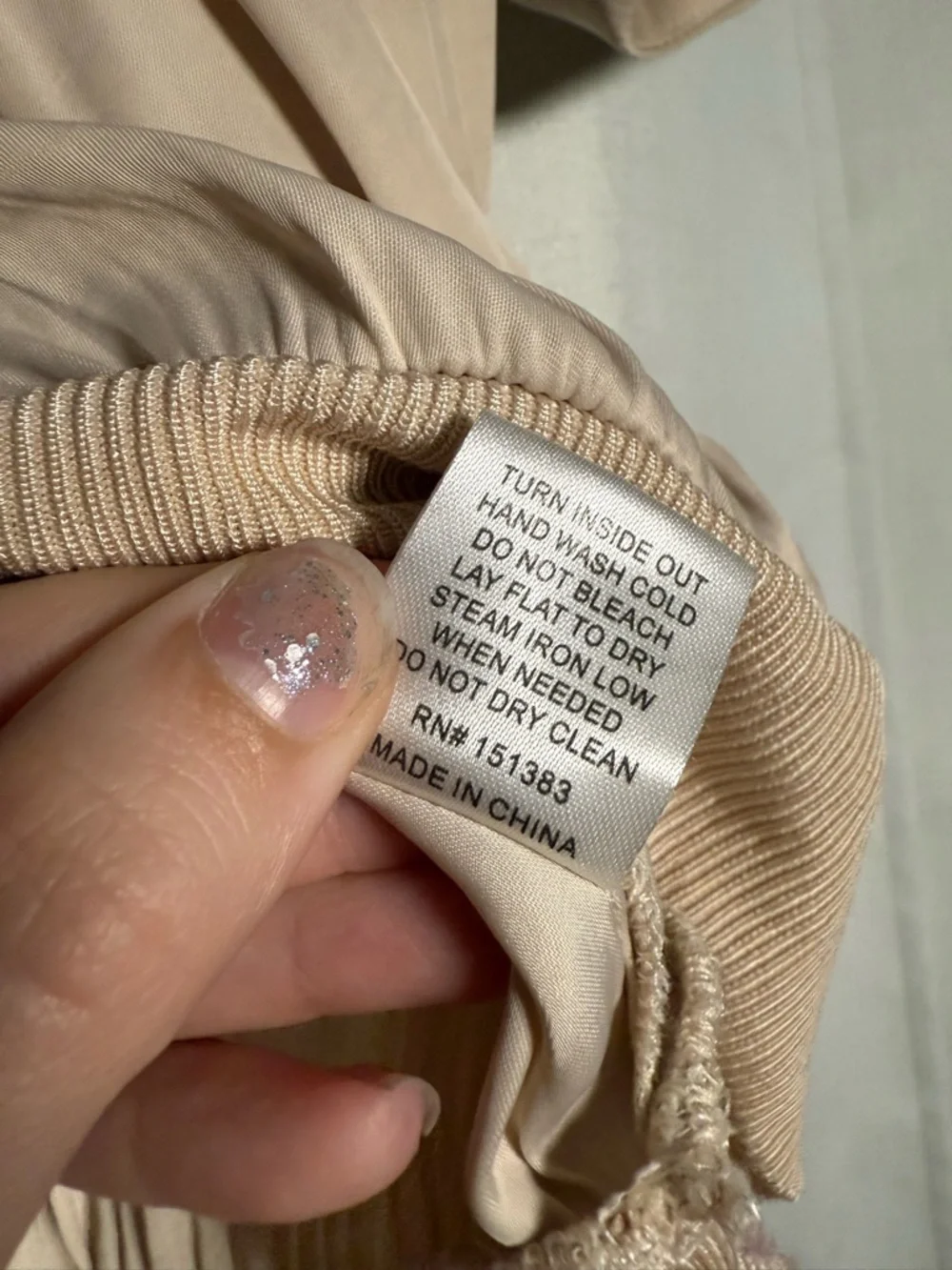 Anthropologie Current Air Blush Tan Satin Short Sleeve Surplice Blouse Size XS - Picture 7 of 8